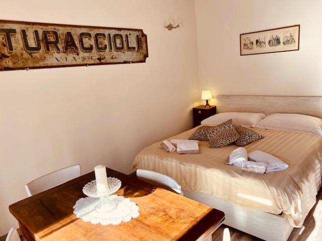 Madama Langa Country House Con Piscina Nelle Vigne 몬테루포알비즈 외부 사진